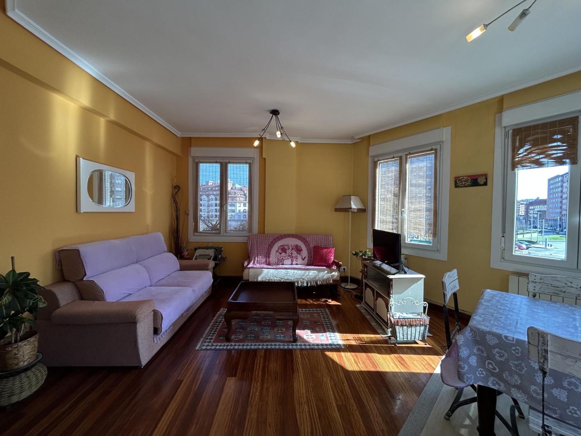 Basurto'S Urban Apartment Bilbao Luaran gambar